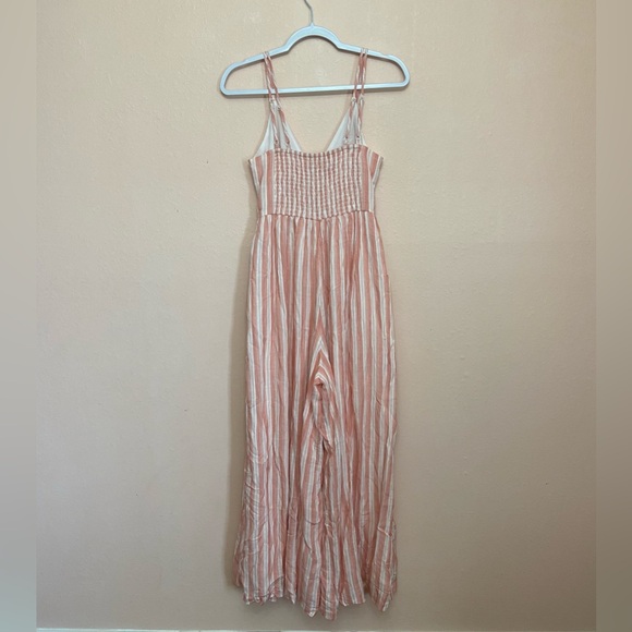 American Eagle Plunge Wide-Leg Jumpsuit - Picture 5 of 7